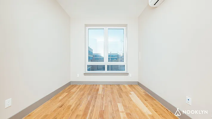 Rented by Nooklyn NYC LLC | media 24