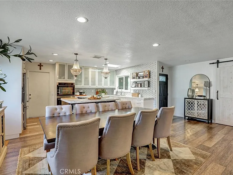25262 Tasman Rd — Photo 7