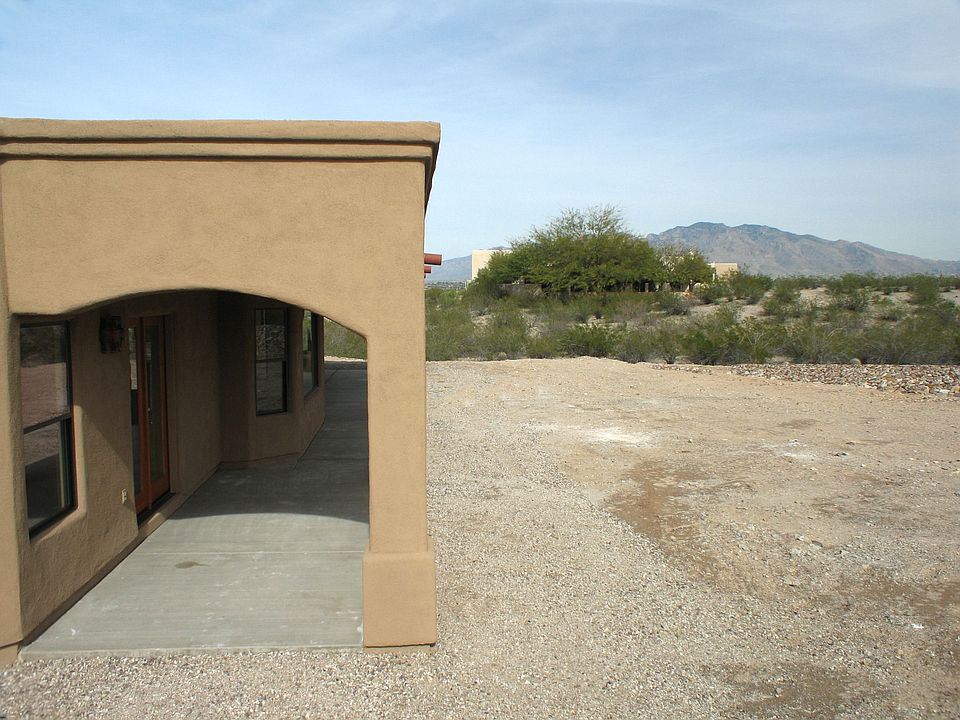 1st image of 5490 N Desert Saguaro Ct