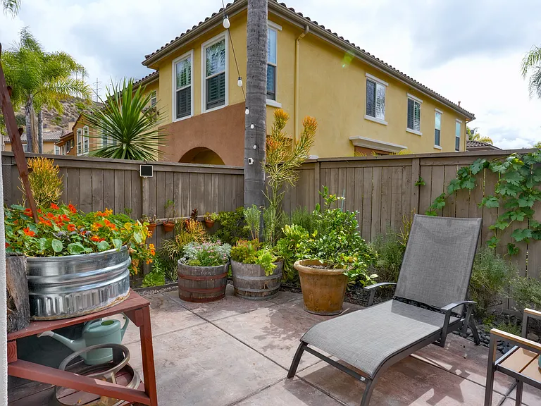 2649 Bellezza Dr — Photo 17