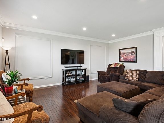 3rd image of 24932 Thornberry Dr