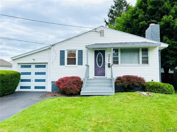 506 Drexler St, Liverpool, NY 13088