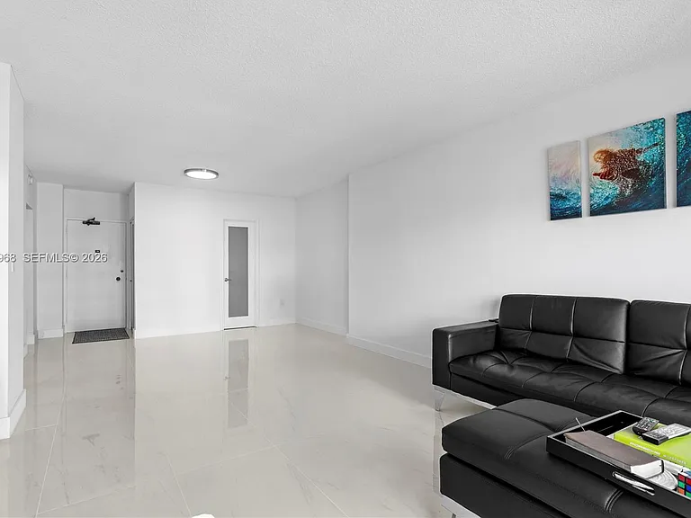 1965 S Ocean Dr #11E — Photo 6