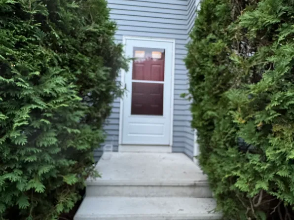 33 Pinecrest Vlg, Hopkinton, MA