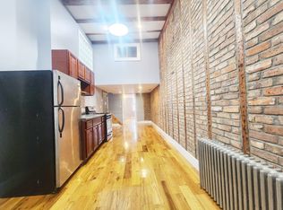 19 Park St #2L, Brooklyn, NY 11206