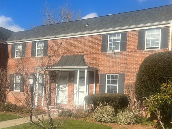 30 Fourth Street, Stamford, CT 06905