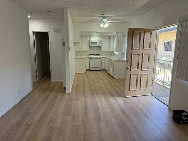 Parkwest Apartments — Photo 6
