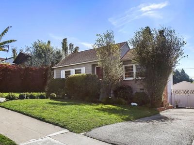 1212 Hill St, Santa Monica, CA, 90405