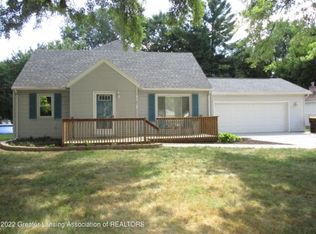 2672 Frank St, Lansing, MI 48911