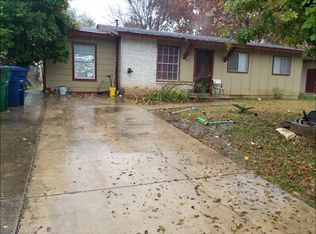 7055 Greenberry Dr, San Antonio, TX 78227