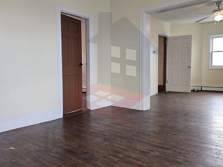 129 Magill St — Photo 17