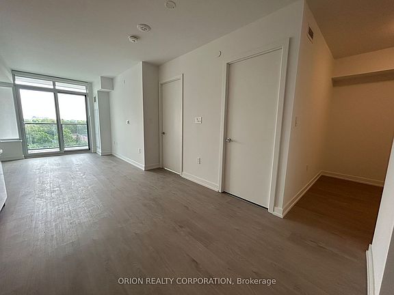 5th image of 556 Marlee Ave #712