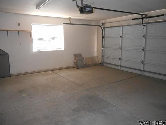 4th image of 2124 Lause Ln