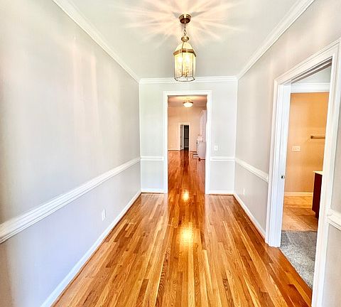 4th image of 606 Trillium Ct