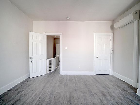 3rd image of 2411 N Stanley St #2