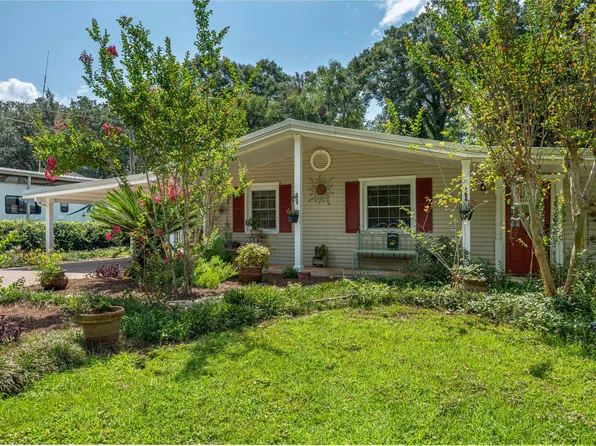 923 Satsuma Rd, Niceville, FL 32578