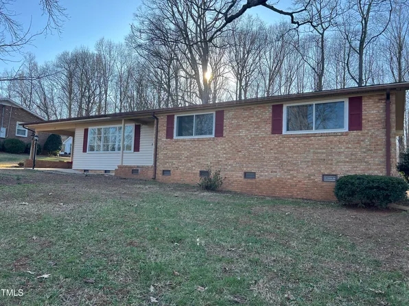 403 Eden Hills Rd, Siler City, NC 27344