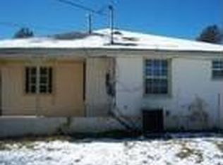 3404 Shuler Rd, Gainesville, GA 30506