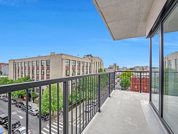 5th image of 880 Rogers Ave Unit 4G