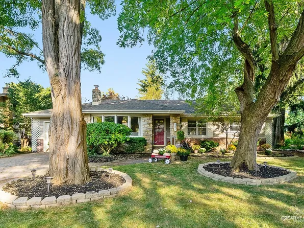 0S333 Park St, Winfield, IL 60190