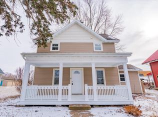 313 W Main St, Mount Horeb, WI 53572