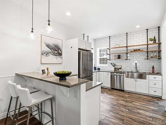 3rd image of 644 N Inca Street