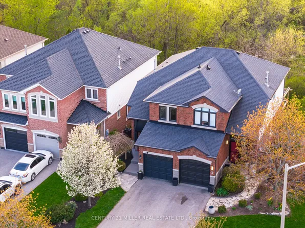 4 Kildonan Cres, Hamilton, ON L8B 0K3