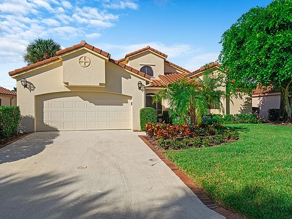3rd image of 16663 Hidden Cove Dr