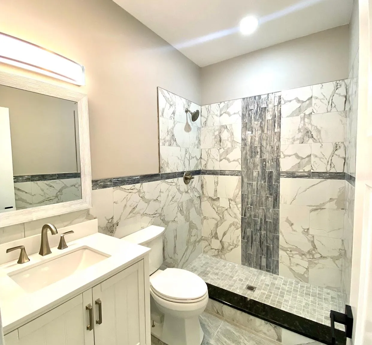 2 bed, 650 sqft, $1,600 — Photo 3