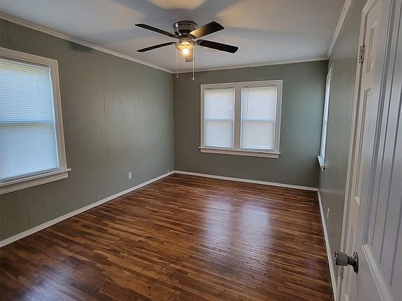 4th image of 2332 Manila St