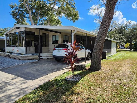 2nd image of 3284 Bay Oaks Dr