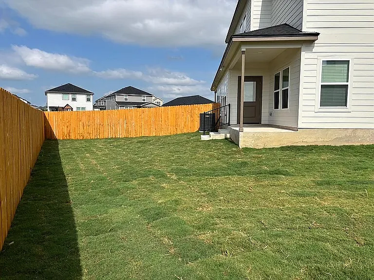 515 Whirlaway Dr #B — Photo 20