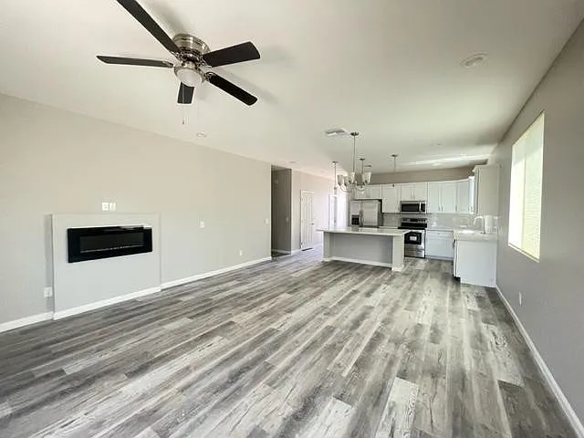 1335 E Pueblo Ave — Photo 6