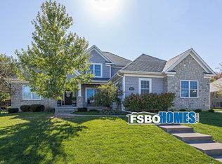 4025 Kathleen Way, Davenport, IA 52807