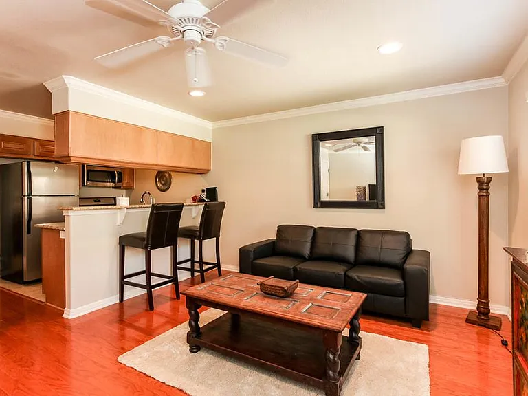 1500 E Side Dr #117-A — Photo 4
