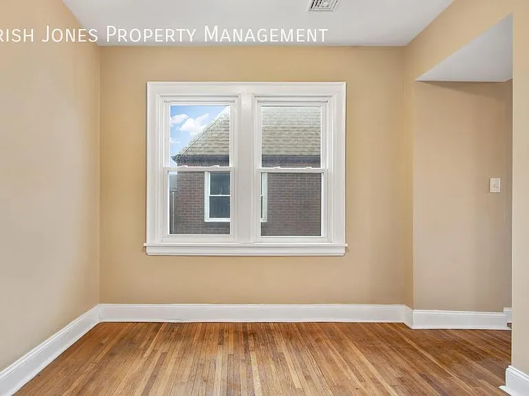 627 Kenmore Ave #UPPER — Photo 11