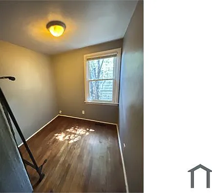 3 bed, 900 sqft, $1,300 — Photo 3