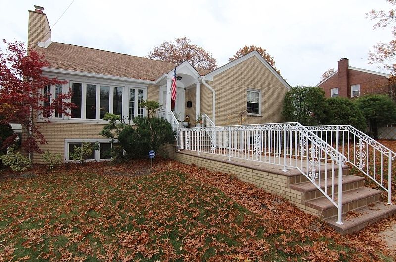 1st image of 240-246 E ELWOOD AVE