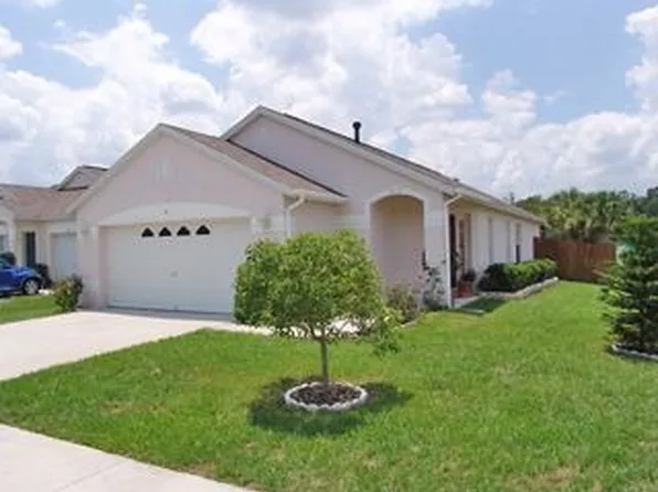 208 Summer Sails Dr, Valrico, FL 33594