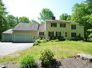 3 Toon Ln, Lee, NH 03861
