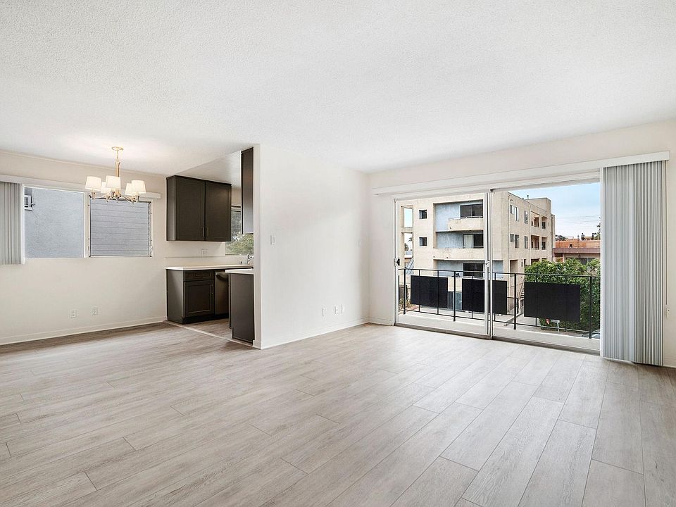 1st image of 1942 Pelham Ave APT 7