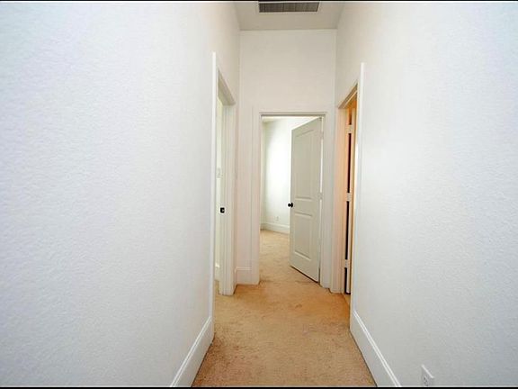 5th image of 2926 Jadestone Ln