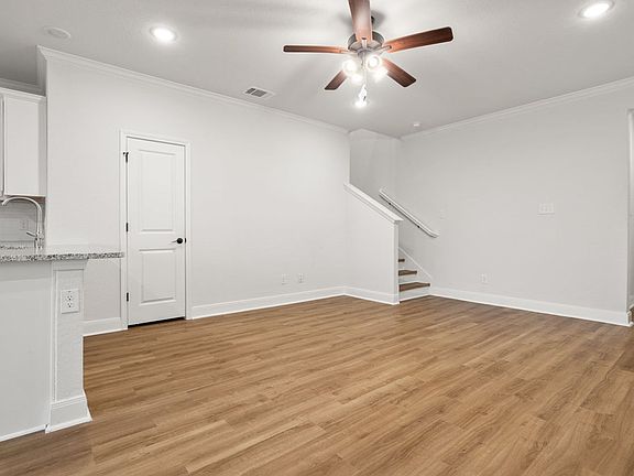 5th image of 10327 W Lynwood Crk #102