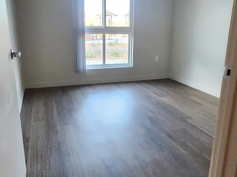 2650 E Avenue Q12 — Photo 18