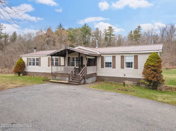 1067 State Highway 334, Fonda, NY 12068