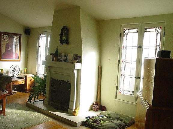 4th image of 10856 Otsego St