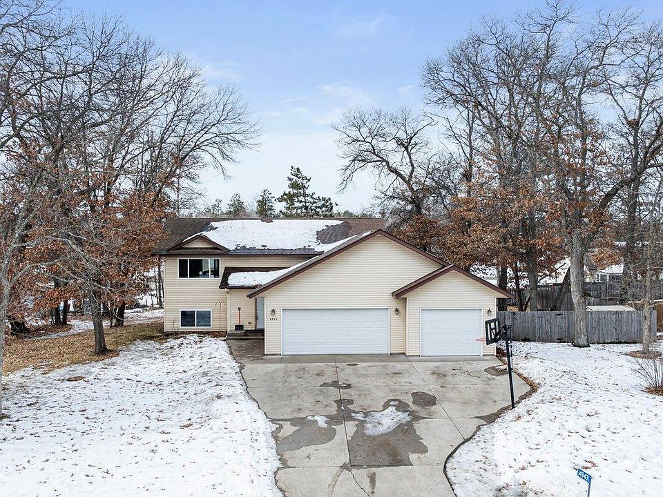 1st image of 14943 Hemlock Dr