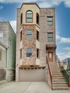 517 19th St APT 2, Union City, NJ, 07087