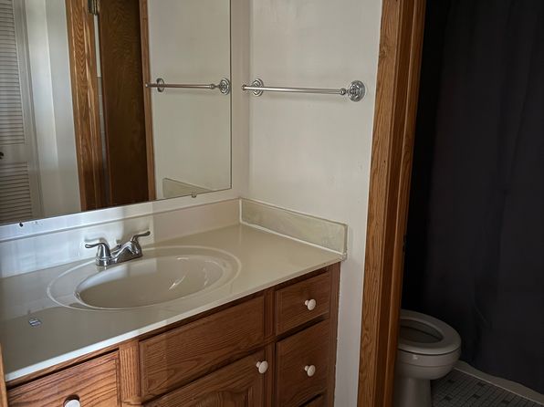 2305 Holiday Ter APT 129