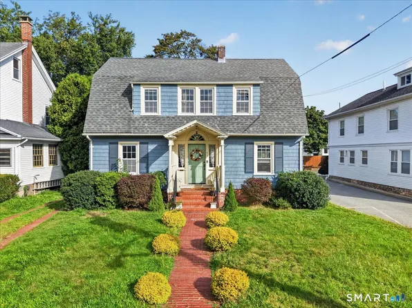 63 Faire Harbour Place, New London, CT 06320